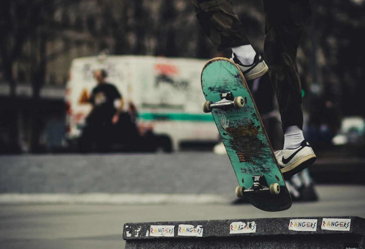 Read more about the article Which Skate Deck Width is Best? The Ultimate Guide