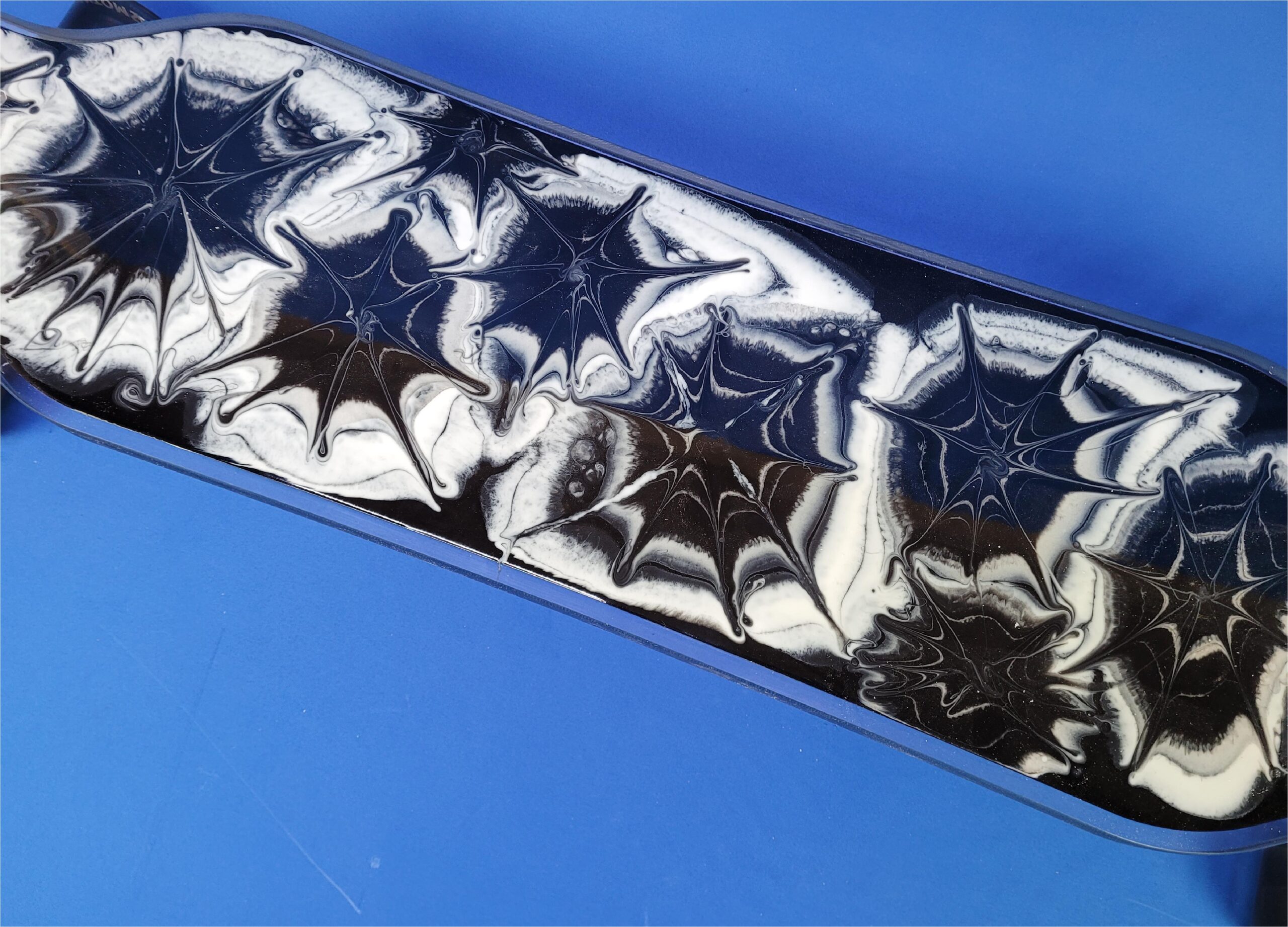 40" Platypus Custom Spiderweb resin board, Closeout - Image 2