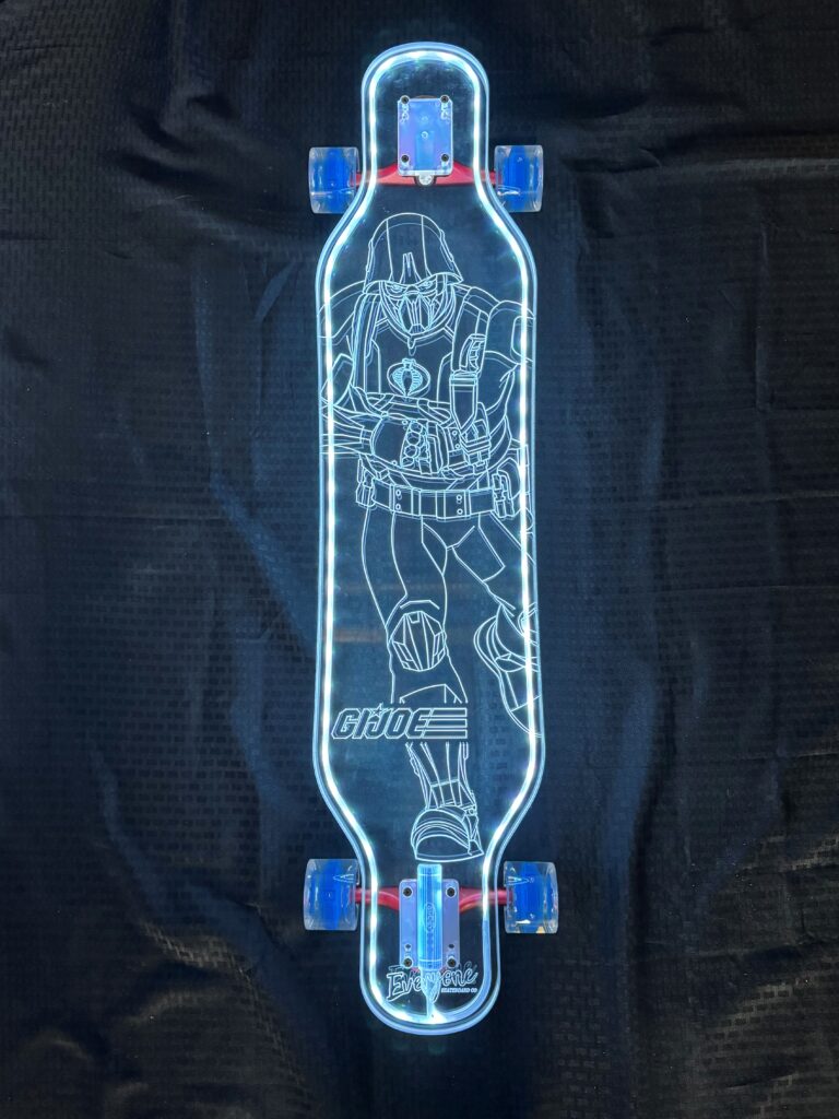 Custom LED Longboard G.I. Joe Hasbro – Limited Edition cobra